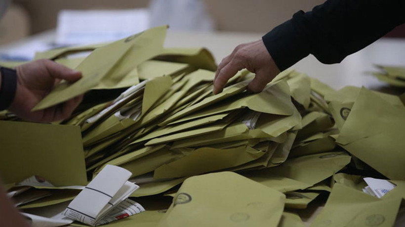 Türkiye'nin en büyük 'partisi' kararsızlar: İktidarı o kesim seçecek - Resim: 2