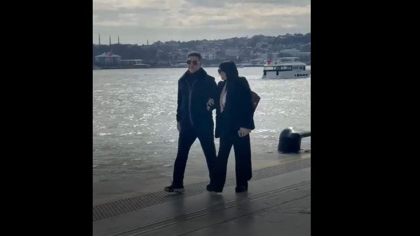 İzmir’den İstanbul’a aşk gezisi: 9 çocuk babası İzzet Yıldızhan eşi Ajda ile Galataport İstanbul’da yürüyüşte yakalandı - Resim: 2