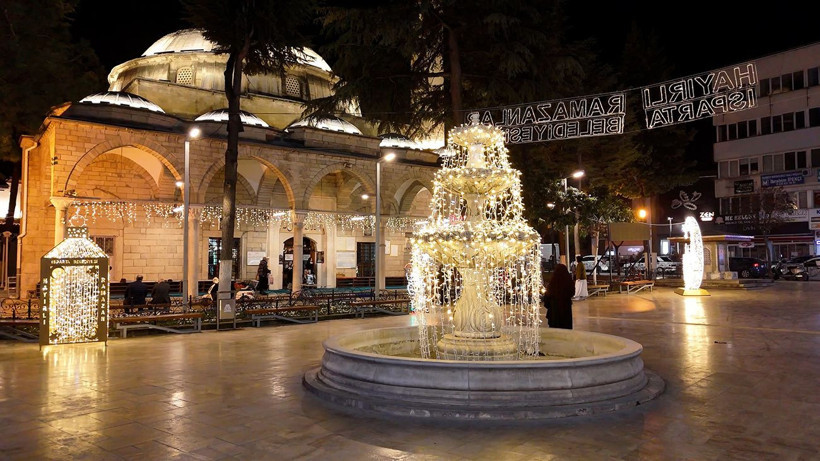 Mimar Sinan’ın Isparta’daki gizli şaheseri: 465 yıllık bu camisinin sırrı ne? Ziyaretçi akınına uğruyor... - Resim: 1