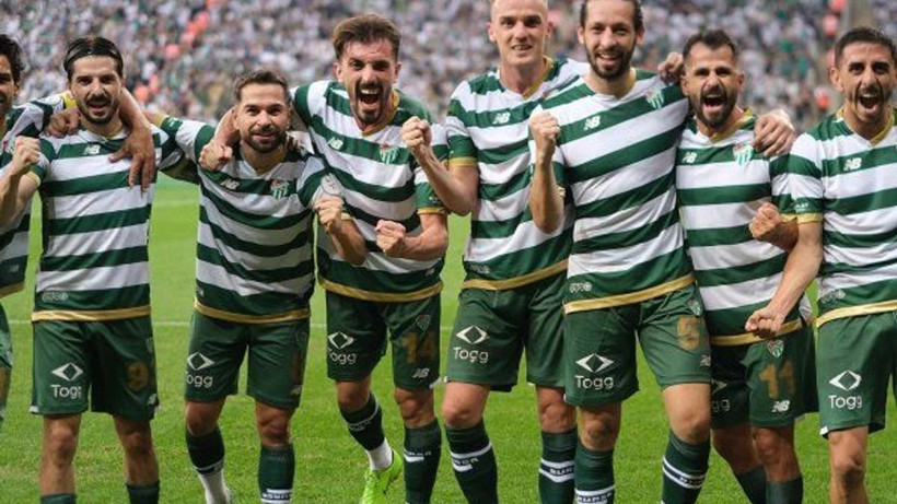 Türk futbolunun köklü takımı şampiyonluk maçında: Bilet fiyatları gündem oldu - Resim: 8