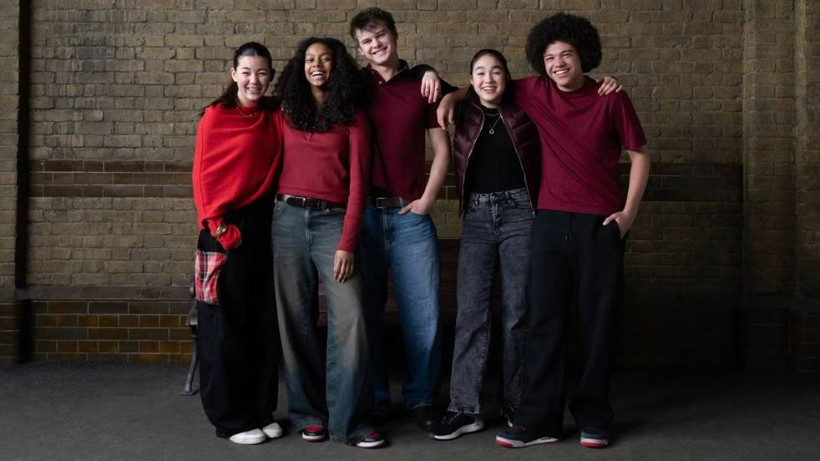 Hogwarts kapılarını a&ccedil;ıyor: Harry Potter dizisine 21 yeni oyuncu dahil oldu - Resim : 1