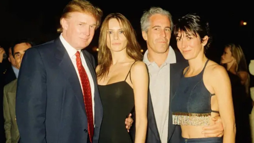 FBI açıkladı: Epstein dosyasındaki gizlenen Trump kayıtları yayınlandı - Resim : 3