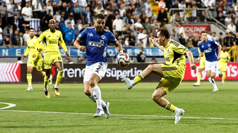 Tedesco'nun memnun olmadığı futbolcular belli oldu... Fenerbahçe'de kriz - Resim: 12