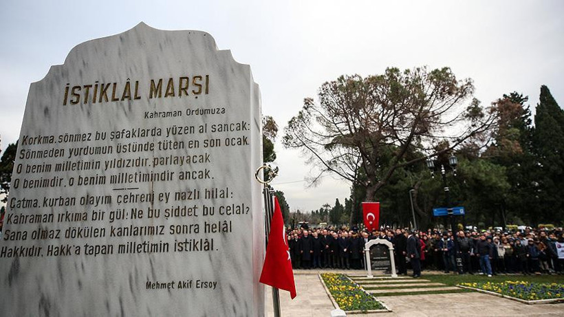 Yal&ccedil;ın K&uuml;&ccedil;&uuml;k&rsquo;&uuml;n b&uuml;y&uuml;k hatası: İstiklal Marşı&rsquo;nı kim yazdı? - Resim : 1
