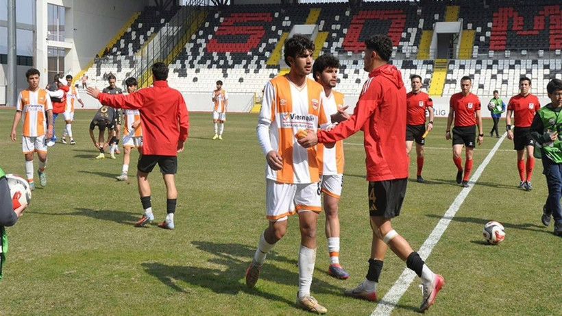 Avrupa'da mücadele ediyorlardı: Köklü futbol takımı TFF 3. Lig'e düştü - Resim: 3