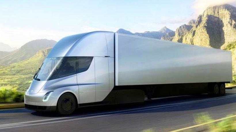 Tesla’dan ‘oyun değiştiren’ dev adım: Elektrikli TIR yollarda - Resim: 1