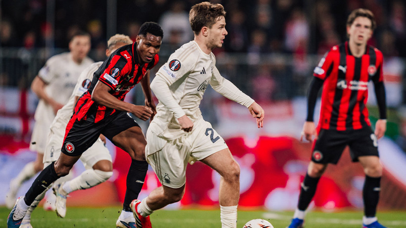 Aral Şimşir penaltı kaçırdı: Nottingham Forest Fenerbahçe'den sonra yine turladı - Resim : 1