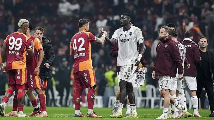 Galatasaray'da forvet krizi: Okan Buruk düşünceli... Osimhen-Icardi-Barış Alper üçgeni - Resim: 2