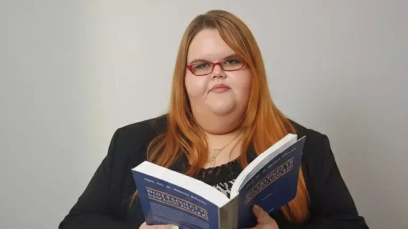 Zorbalıkla büyüdü, pes etmedi: Şimdi psikolog oldu - Resim: 1