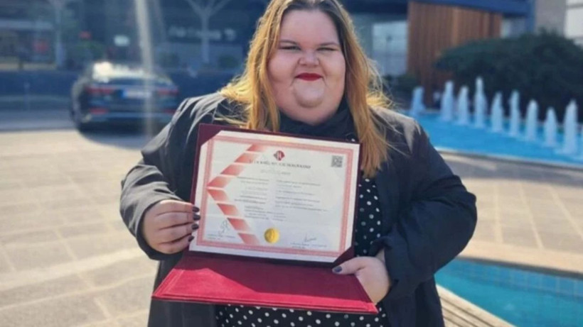 Zorbalıkla büyüdü, pes etmedi: Şimdi psikolog oldu - Resim: 9