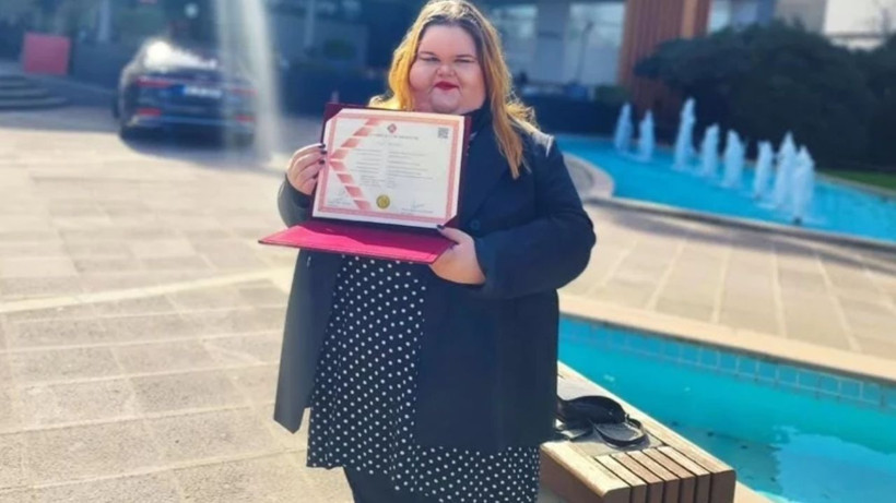 Zorbalıkla büyüdü, pes etmedi: Şimdi psikolog oldu - Resim: 10