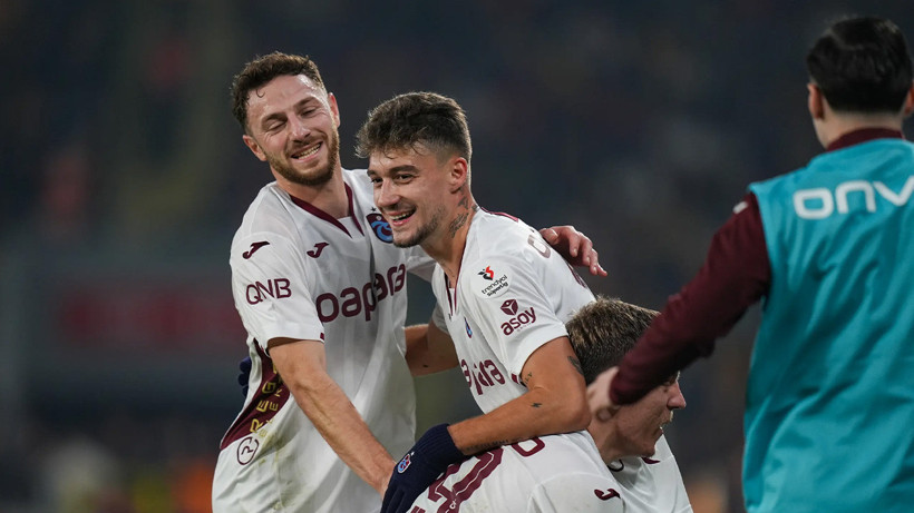 Trabzonspor'dan Muçi kararı: Kimse bunu beklemiyordu... Taraftarın fikri değişti - Resim : 1