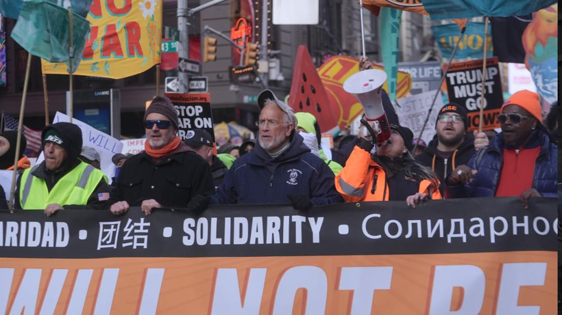 ABD’de Trump yönetimine karşı “Krallara Hayır” protestosu: Milyonlar sokağa çıktı - Resim: 8