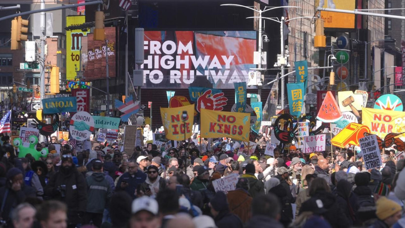 ABD’de Trump yönetimine karşı “Krallara Hayır” protestosu: Milyonlar sokağa çıktı - Resim: 3
