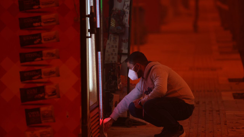 Afrika'dan geldi Yunanistan'ı kızıla boyadı - Resim: 9