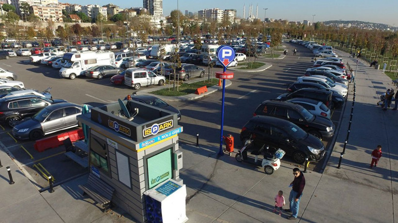 İstanbul'da en çok otopark alanına sahip 10 ilçe - Resim: 1