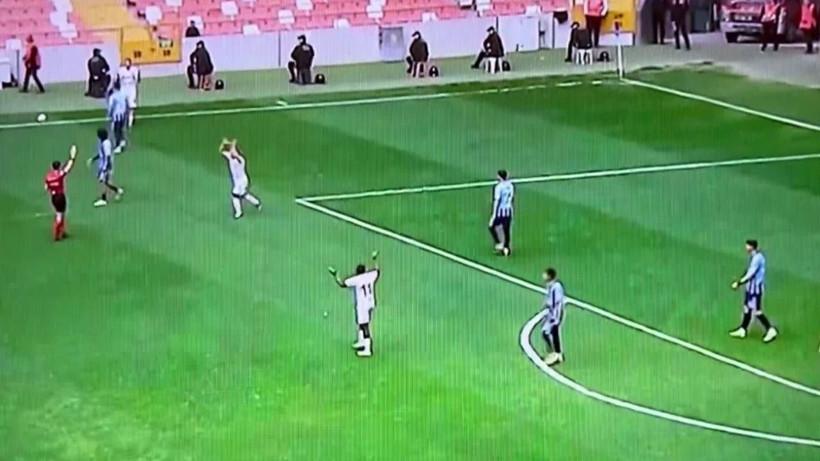 Türk futbolunda eşi benzeri görülmemiş ofsayt kararı: Tarihe geçecek - Resim: 7