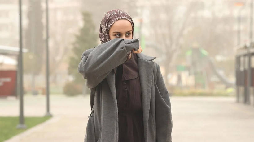 Türkiye’de bazı şehirler çöl tozuna büründü: Çamur yağdı - Resim: 5