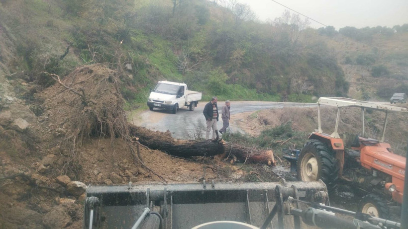 Dereler taştı, toprak kaydı: Aydın’da ürperten tablo - Resim: 4