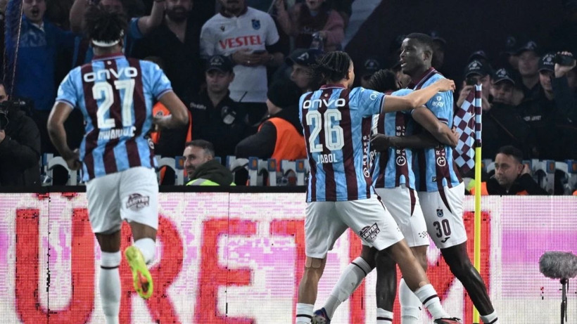 Nihat Kahveci, Galatasaraylı 2 futbolcuya patladı: Trabzonspor'un yıldızını övmelere doyamadı - Resim: 1