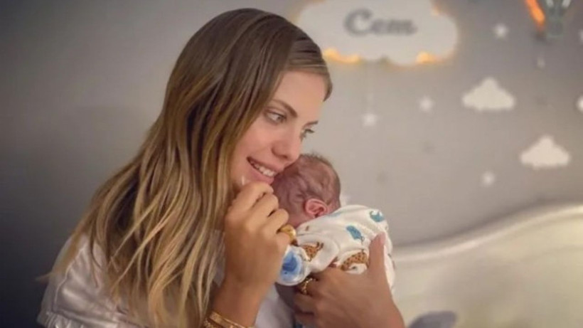 Eda Ece’den sürpriz paylaşım: Mina İpek ilk kez görüntülendi - Resim: 10