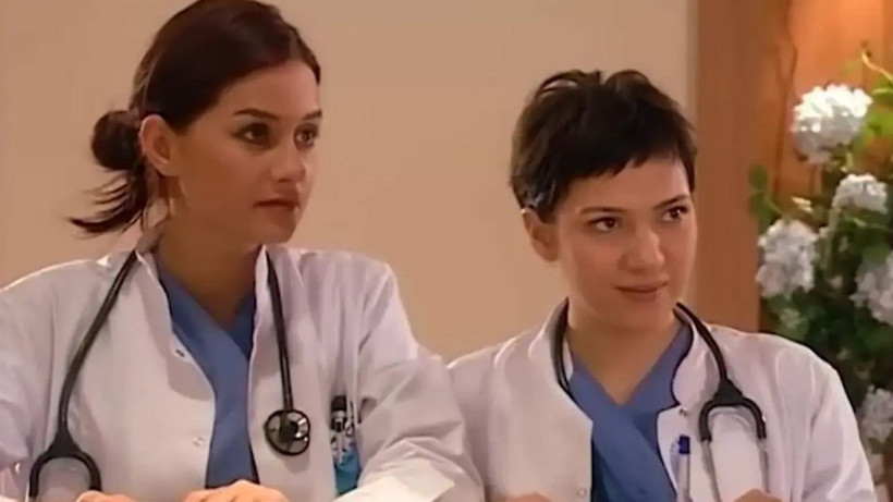 Doktorlar dizisinin yıldızlarından sürpriz buluşma: Ela ve Zenan yıllar sonra aynı karede - Resim: 3