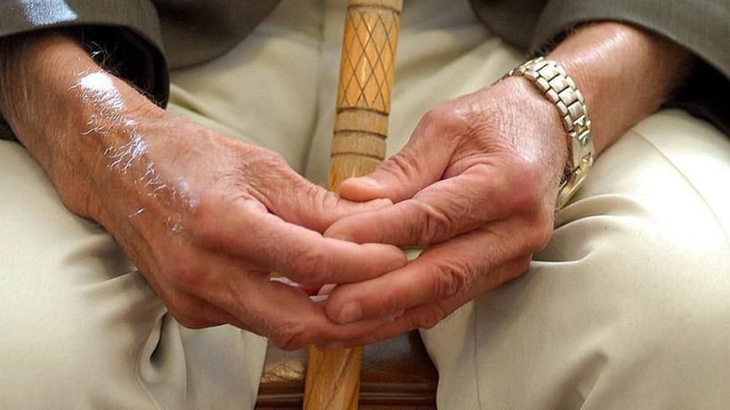 Parkinson hastalarına yeni umut: Ameliyatsız tedavi mümkün - Resim: 8