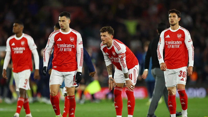 Eski Beşiktaşlıların düellosunda Larin, Redmond'ı üzdü: Premier Lig yolunda golünü atarak galibiyette pay sahibi oldu - Resim: 7