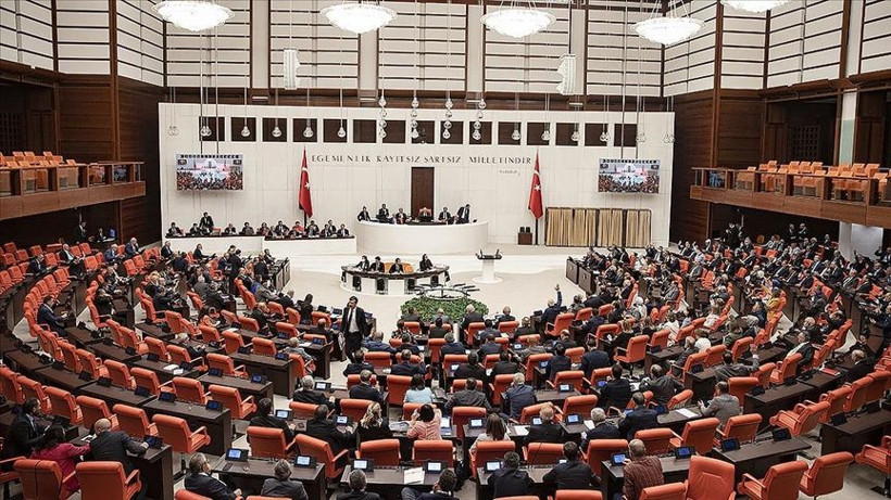 Doğum izni ve sosyal medya: Düzenlemenin 6 maddesi Meclis'ten geçti - Resim: 4