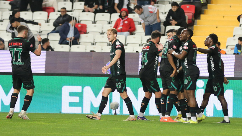Konyaspor Antalyaspor’u deplasmanda 2-0 mağlup etti - Resim : 1