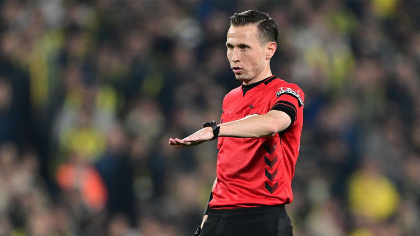 Fenerbahçe'nin 90+8'de yediği gol öncesi faul kararı doğru mu? Trio açıkladı - Resim: 4