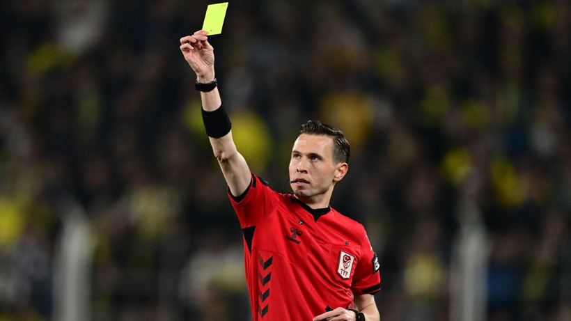 Fenerbahçe'nin 90+8'de yediği gol öncesi faul kararı doğru mu? Trio açıkladı - Resim: 6