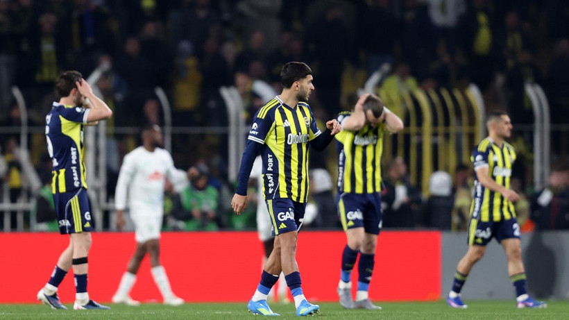 Fenerbahçe'nin 90+8'de yediği gol öncesi faul kararı doğru mu? Trio açıkladı - Resim: 1