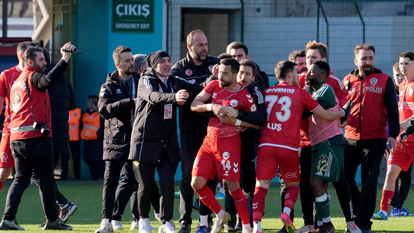 Türk futbolunu sarsacak şikayet: Tecrübeli futbolcu Cumhurbaşkanı'na seslendi - Resim: 5