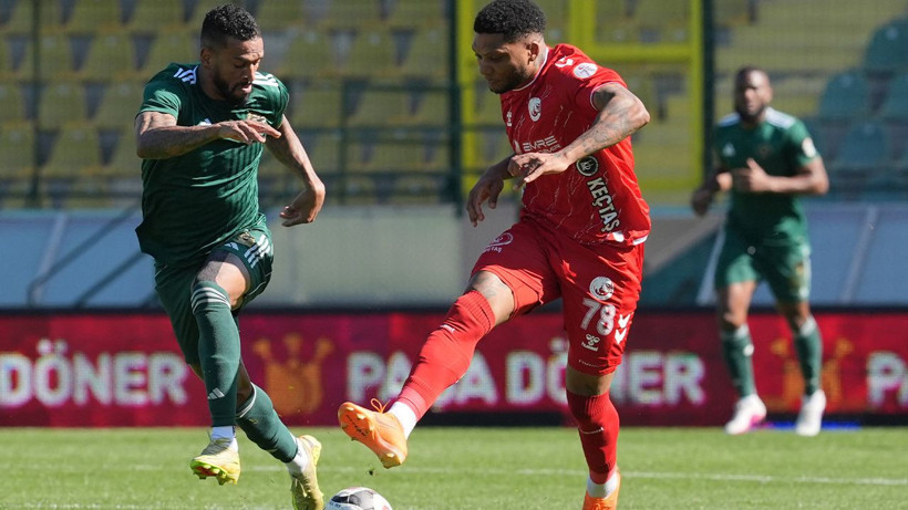 Türk futbolunu sarsacak şikayet: Tecrübeli futbolcu Cumhurbaşkanı'na seslendi - Resim: 3