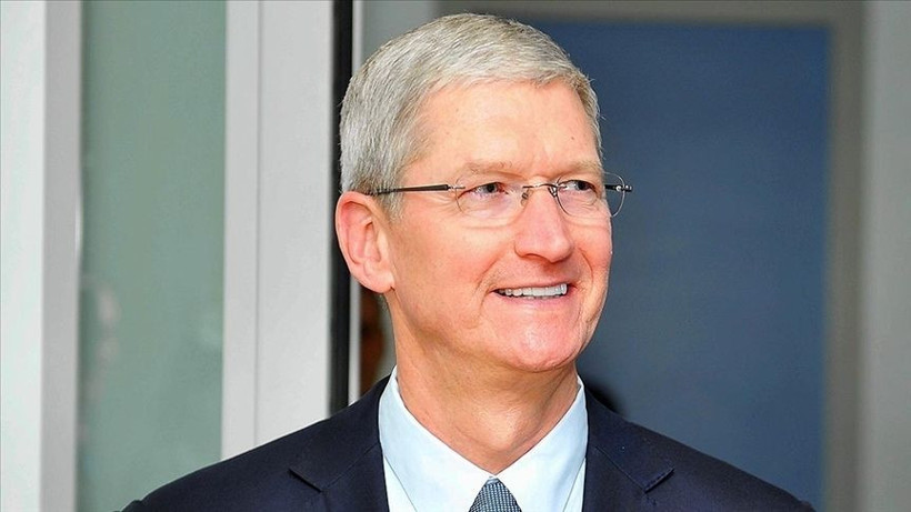 Teknoloji devi Apple'ın yeni CEO'su belli oldu: Tim Cook görevi bırakıyor - Resim: 1