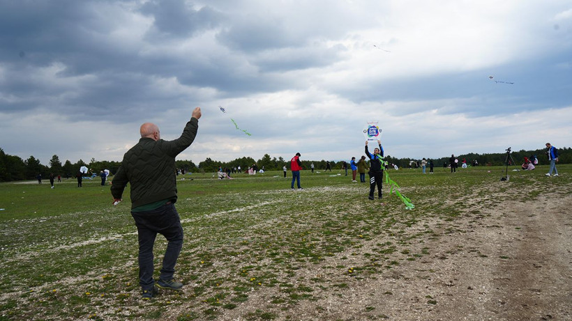 Kastamonu'da 23 Nisan'da çocuklar uçurtma uçurdu - Resim: 7