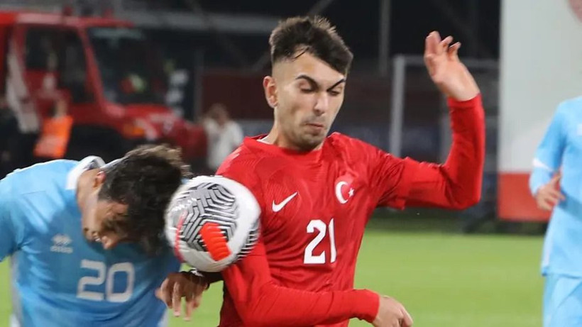 Galatasaray milli futbolcuyu transfer ediyor: Sürpriz ortaya çıktı... Bedavaya geliyor - Resim: 8