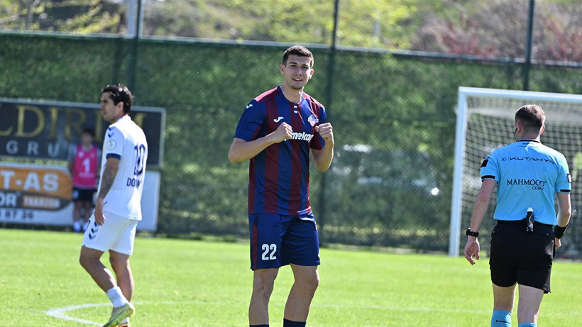 Trabzon'da futbolseverler gole doydu: 11 kez santra yapılan maçta inanılmaz geri dönüş - Resim: 5