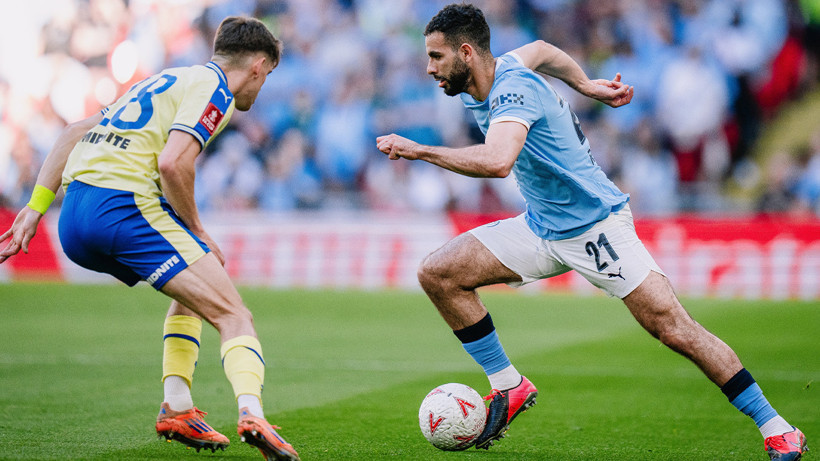 Manchester City 5 dakikada 2 golle maçı çevirerek FA Cup'ta tarih yazdı - Resim : 1