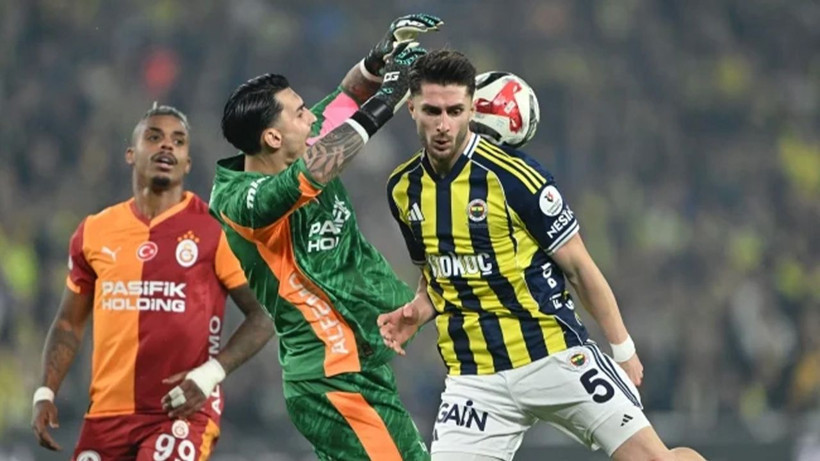 Galatasaray-Fenerbahçe derbisine scout akını: Avrupa devleri yerini ayırttı - Resim: 6