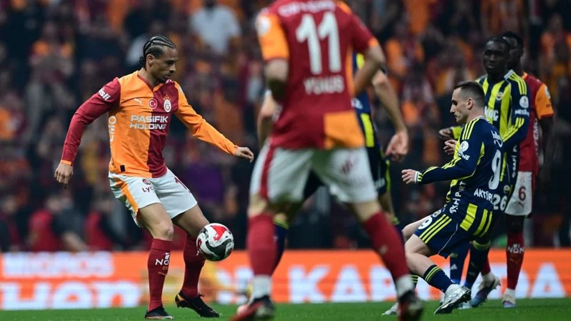 Ahmet Çakar'dan 3 futbolcu için “Fenerbahçe’yi sattılar” bombası - Resim: 1