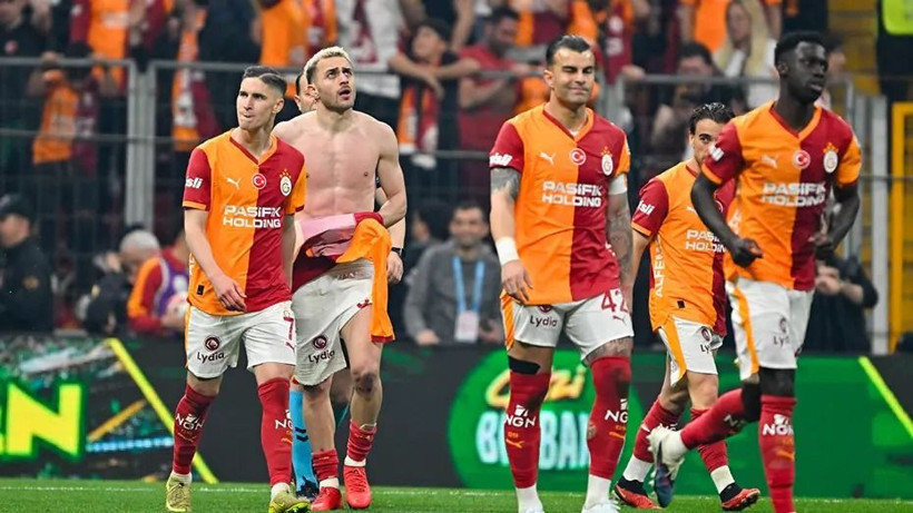 Ahmet Çakar'dan 3 futbolcu için “Fenerbahçe’yi sattılar” bombası - Resim: 2