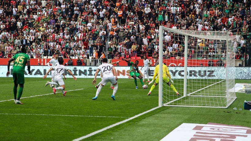 Süper Lig'e yükselecek ikinci takım belli oluyor: TFF 1. Lig'de şampiyonluk ve play-off ihtimalleri - Resim: 8