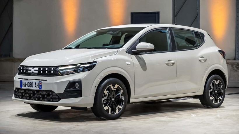 Dacia’nın 155 beygirlik sürprizi: Sandero Hybrid için geri sayım başladı - Resim: 1