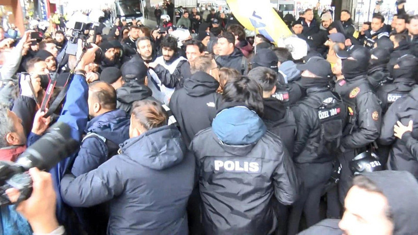 Emekçiye 1 Mayıs eziyeti: Gözaltılar, gaz ve kapalı yollar - Resim: 1