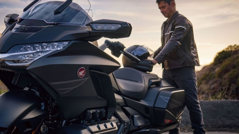 Honda’nın en pahalı motosikleti açıklandı: Fiyatı arabayı geçti - Resim: 6