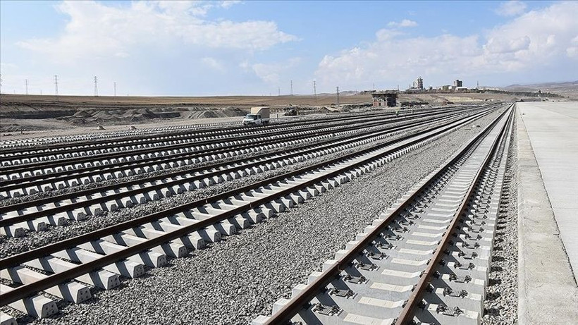 Hızlı tren ile iki ilçe arasındaki mesafe 1 buçuk saate iniyor: Karaman’da trafik yükünü azaltacak proje - Resim: 3
