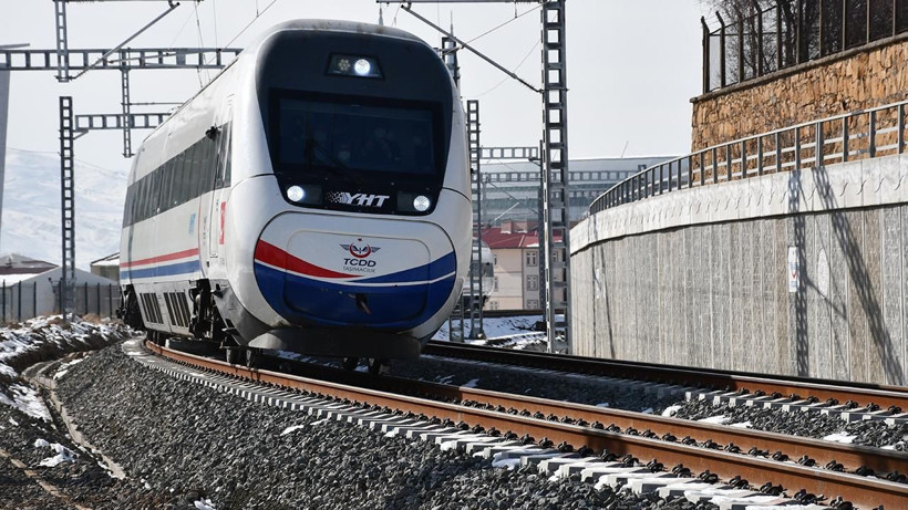 Hızlı tren ile iki ilçe arasındaki mesafe 1 buçuk saate iniyor: Karaman’da trafik yükünü azaltacak proje - Resim: 2