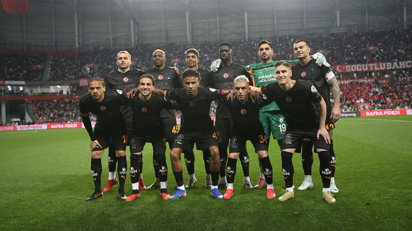 Premier Lig devleri Galatasaray'ın yıldızı için yarışıyor: Bu parayı veren alır - Resim: 1